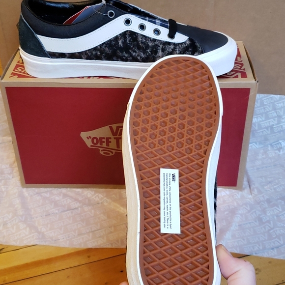 Vans Bold NI Bender Black Panther sneaker unisex sizes below beauty of a… - Picture 9 of 12